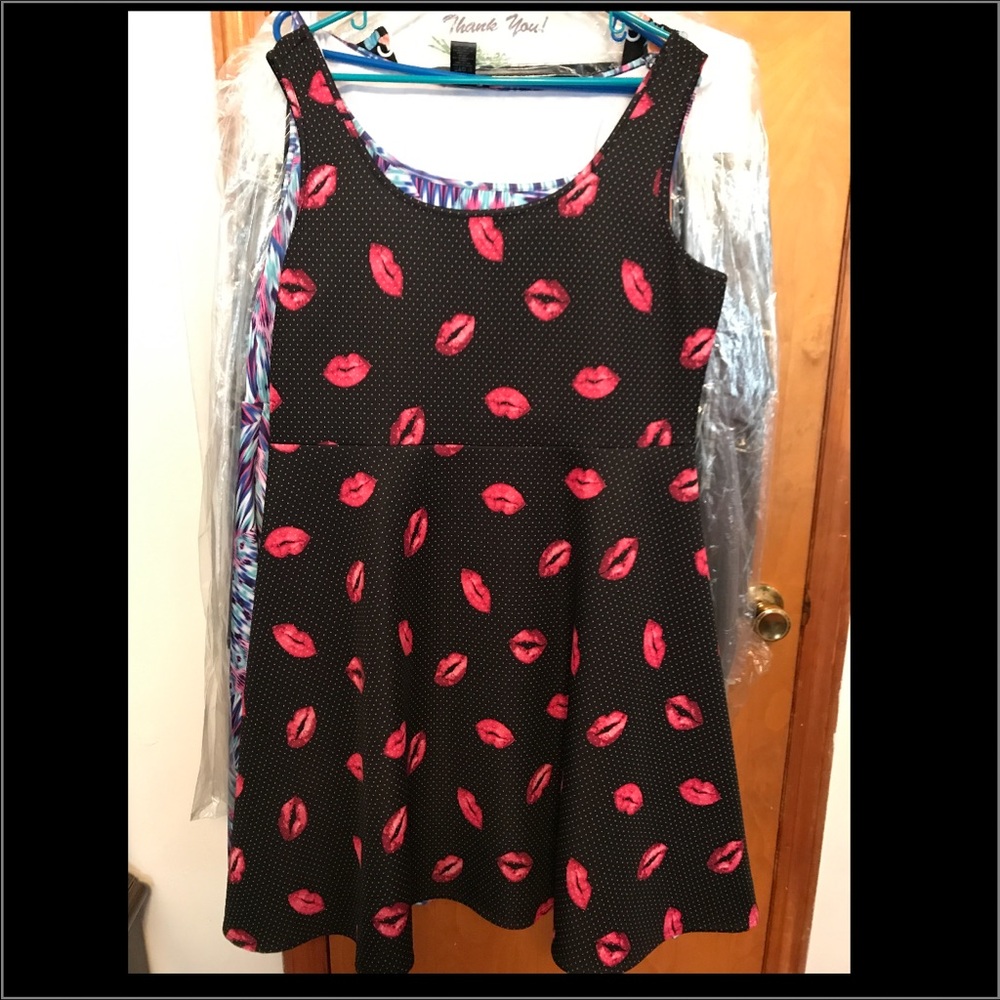 Tank flare lip dress