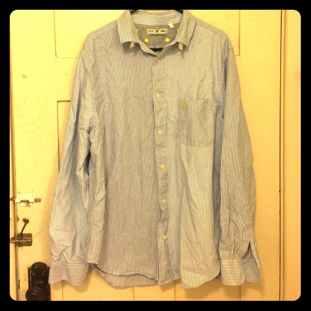 Five Four 100% Cotton Seersucker Button Down