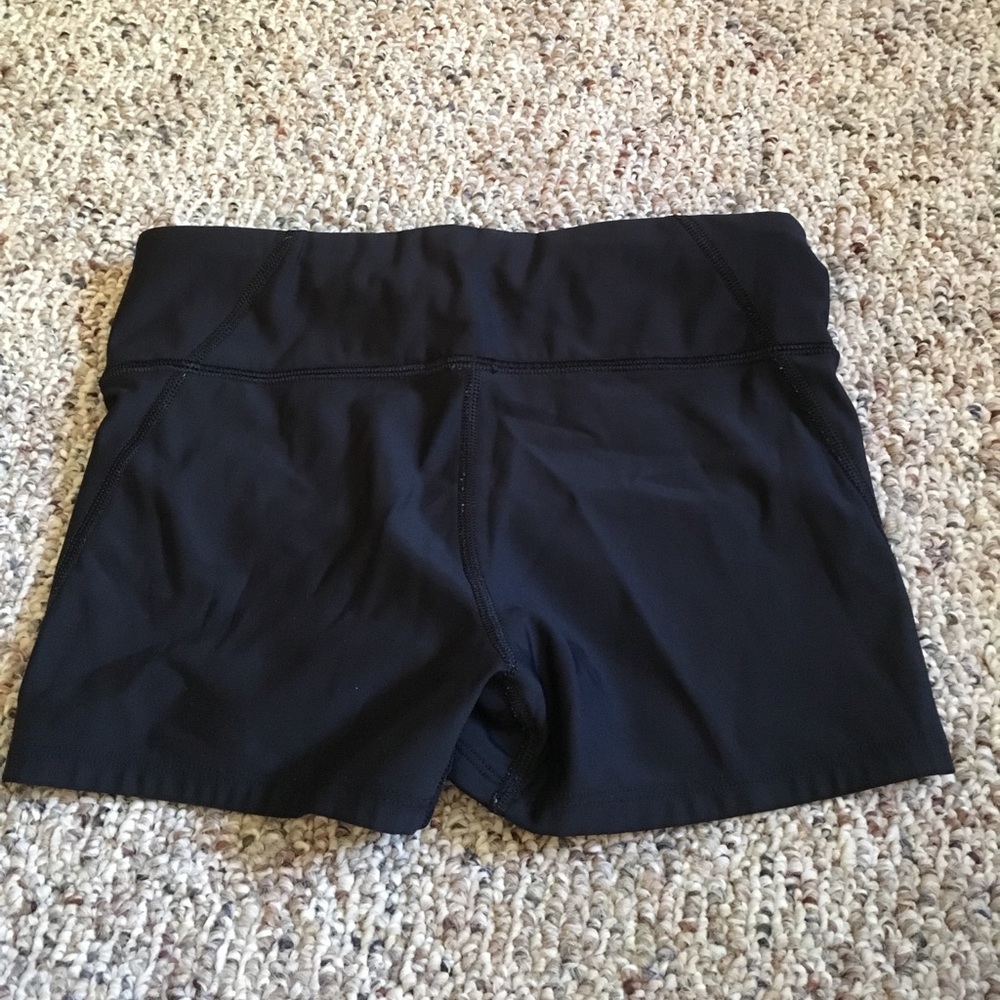 Underarmour spandex shorts - Picture 4 of 4