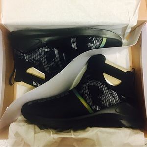 Rihanna Fenty Puma Fierce Swan Trainers