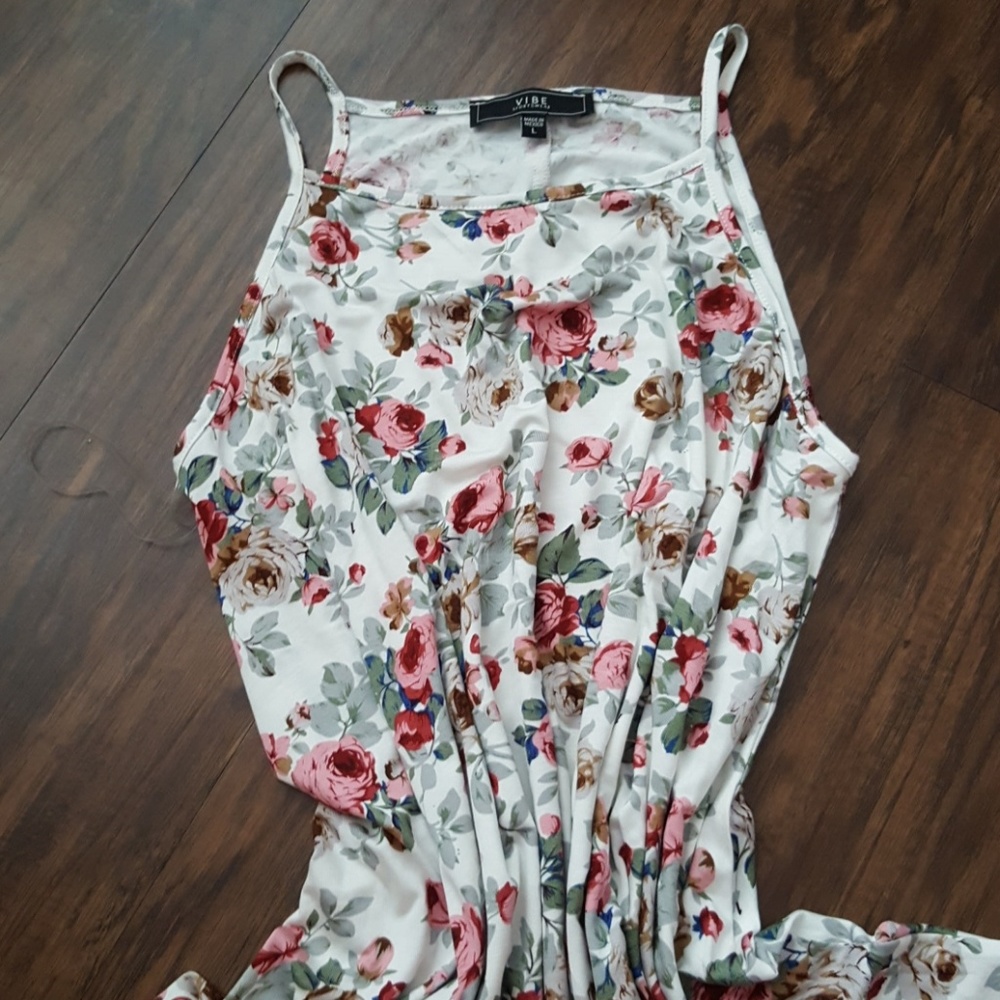 Pool Dress - Picture 2 of 4