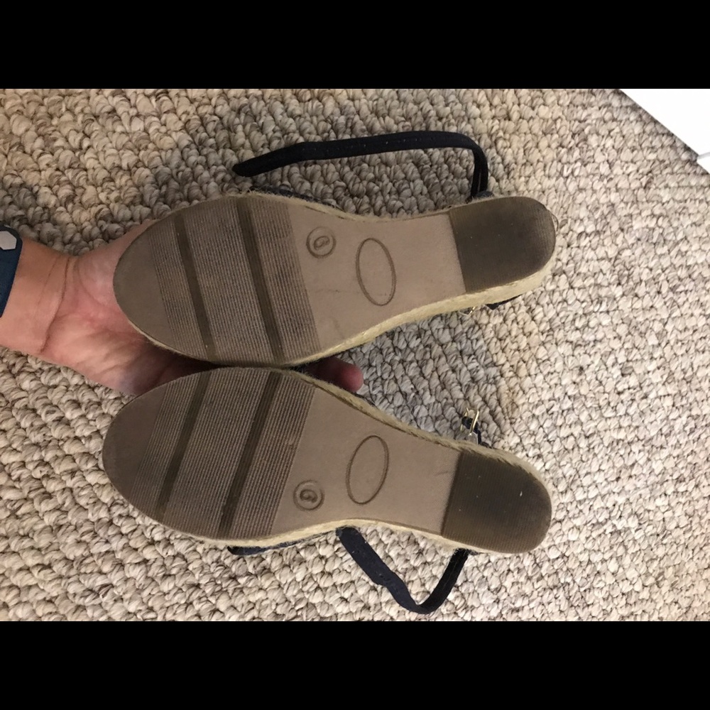 Navy Lace Wedges - Picture 4 of 5