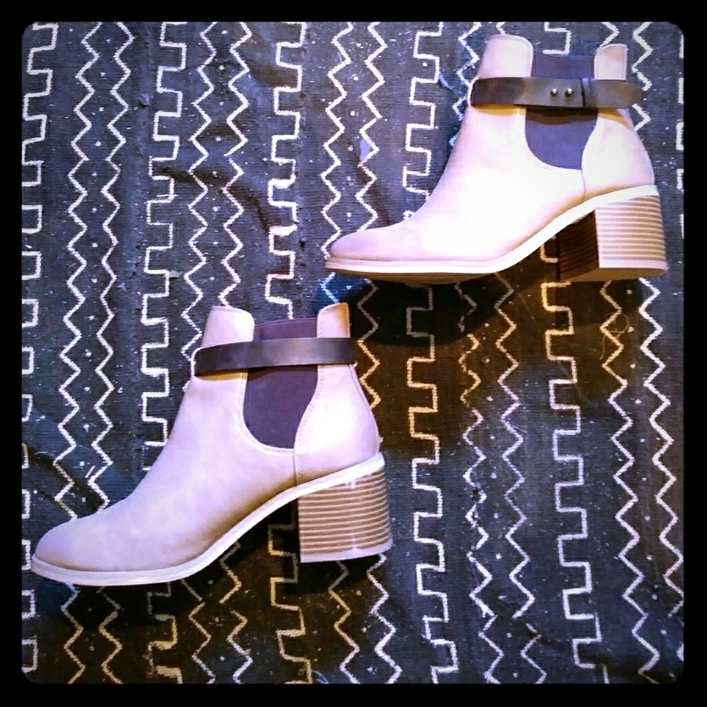 Tan Heeled Booties