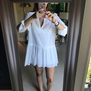 ⚡️⚡️PRICE DROP⚡️⚡️ BCBG white dress