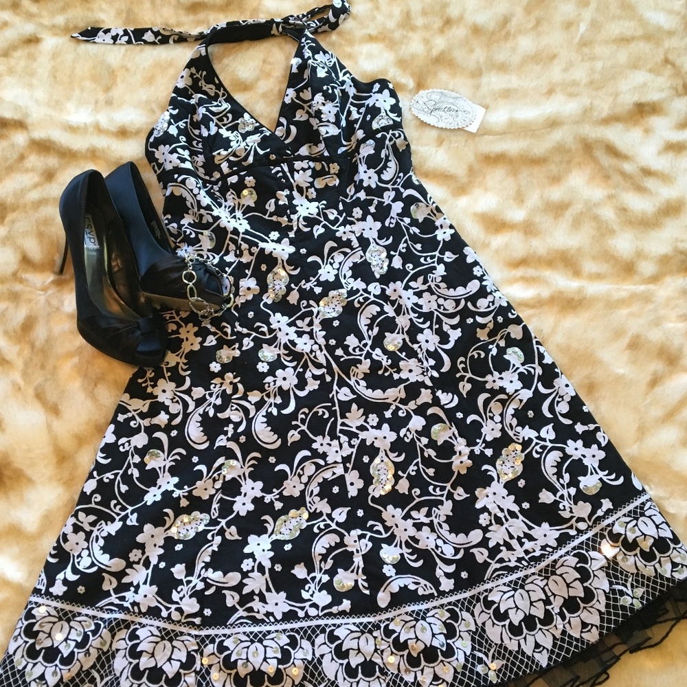 Juniors Speechless Size 7 Black & White Dress