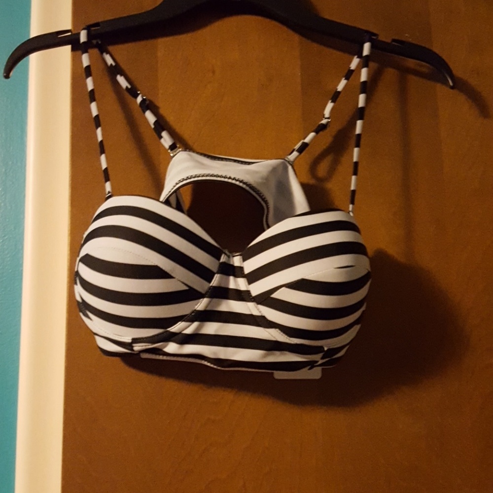 Black and white high waisted bikini