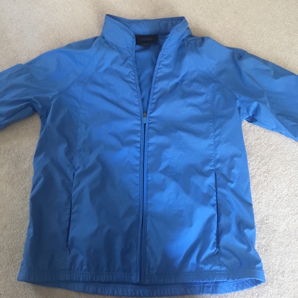 Express Wind Breaker