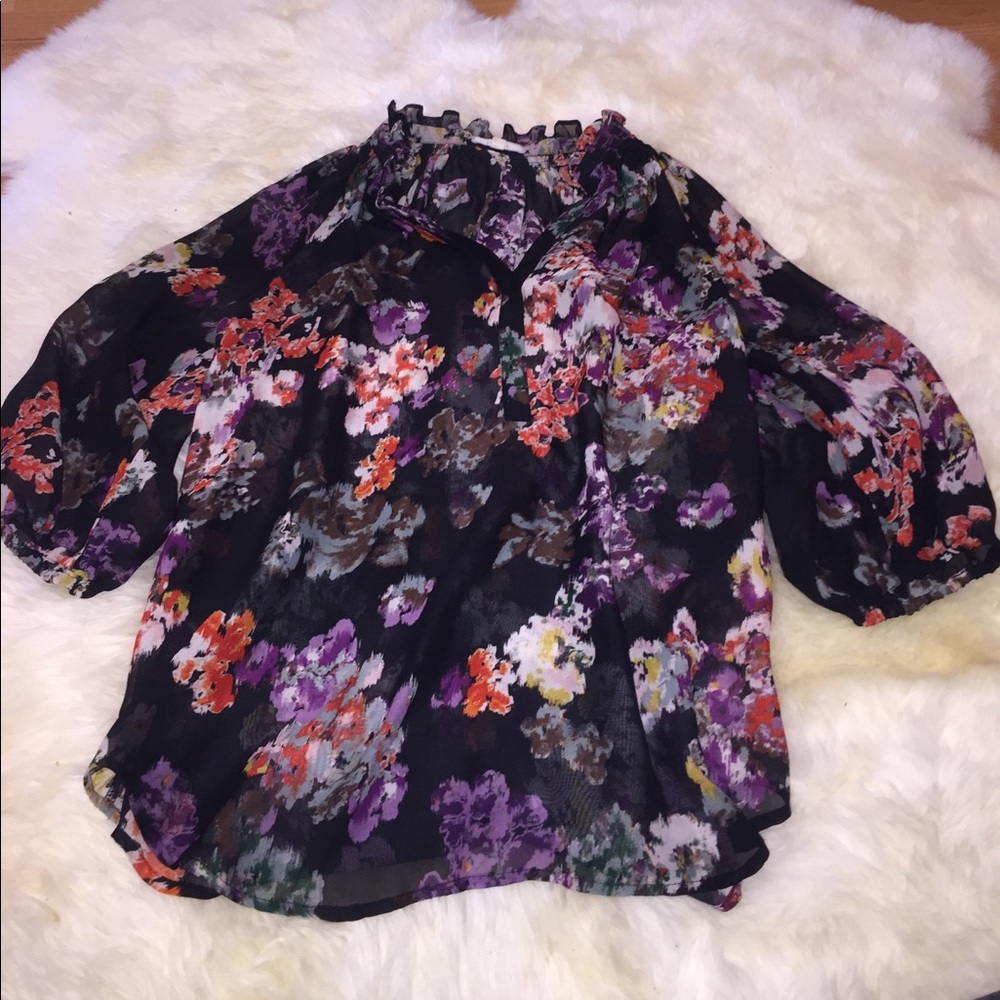 3/4 sleeve floral blouse