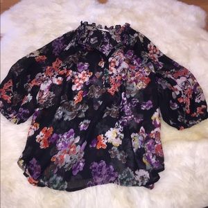 3/4 sleeve floral blouse