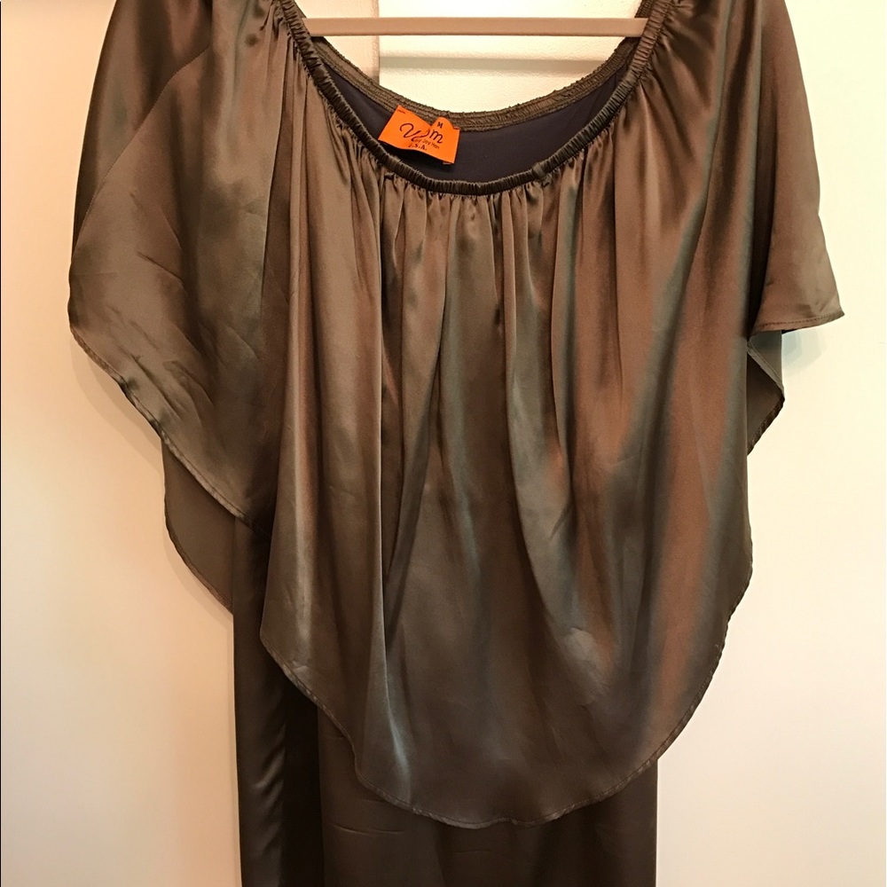 Gorgeous silk off shoulder Voom by joy Haan