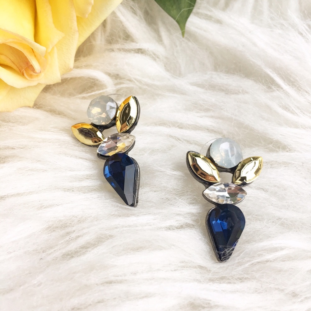 Statement rhinestone stud earrings blue