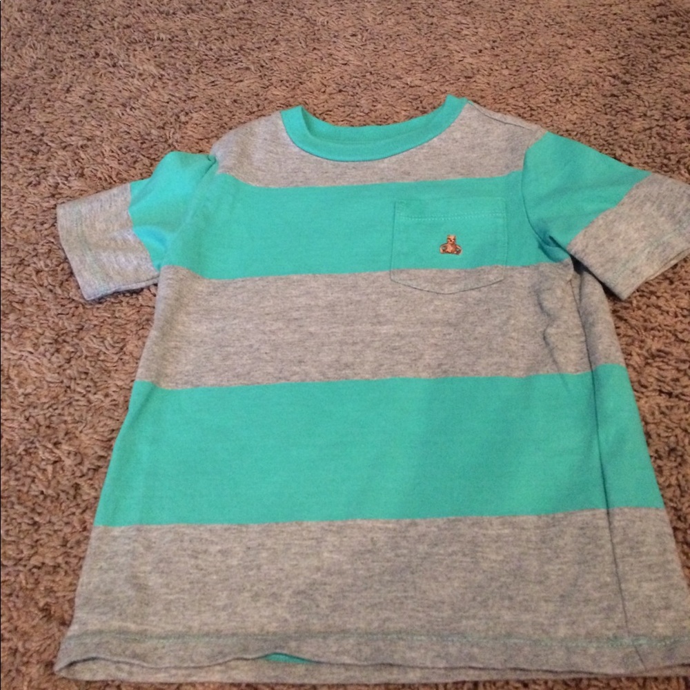 Gap tee