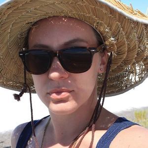 Meet your Posher, Joy