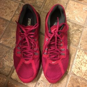 Women's Nike Tennis Shoes