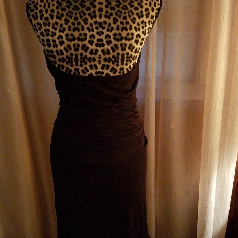 Dress - Picture 2 of 4