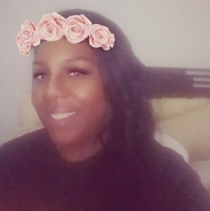 Meet your Posher, Catina