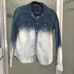American Eagle denim shirt