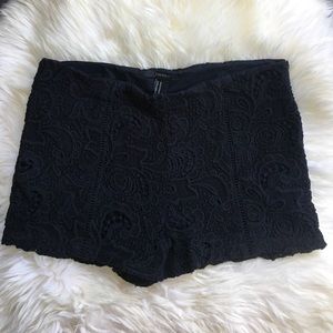 BLACK LACE SHORTS
