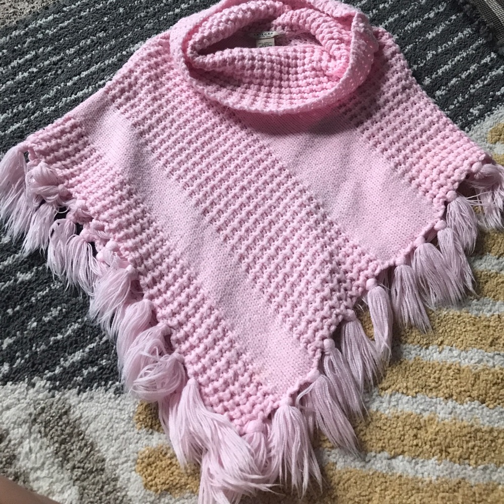 Cute pink shawl for the growing princess