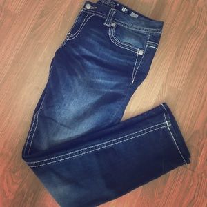 👖✨Miss Me Skinny Jeans✨👖