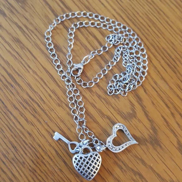 TWO HEARTS KEY NECKLACE RHINESTONES SILVER - Picture 3 of 3