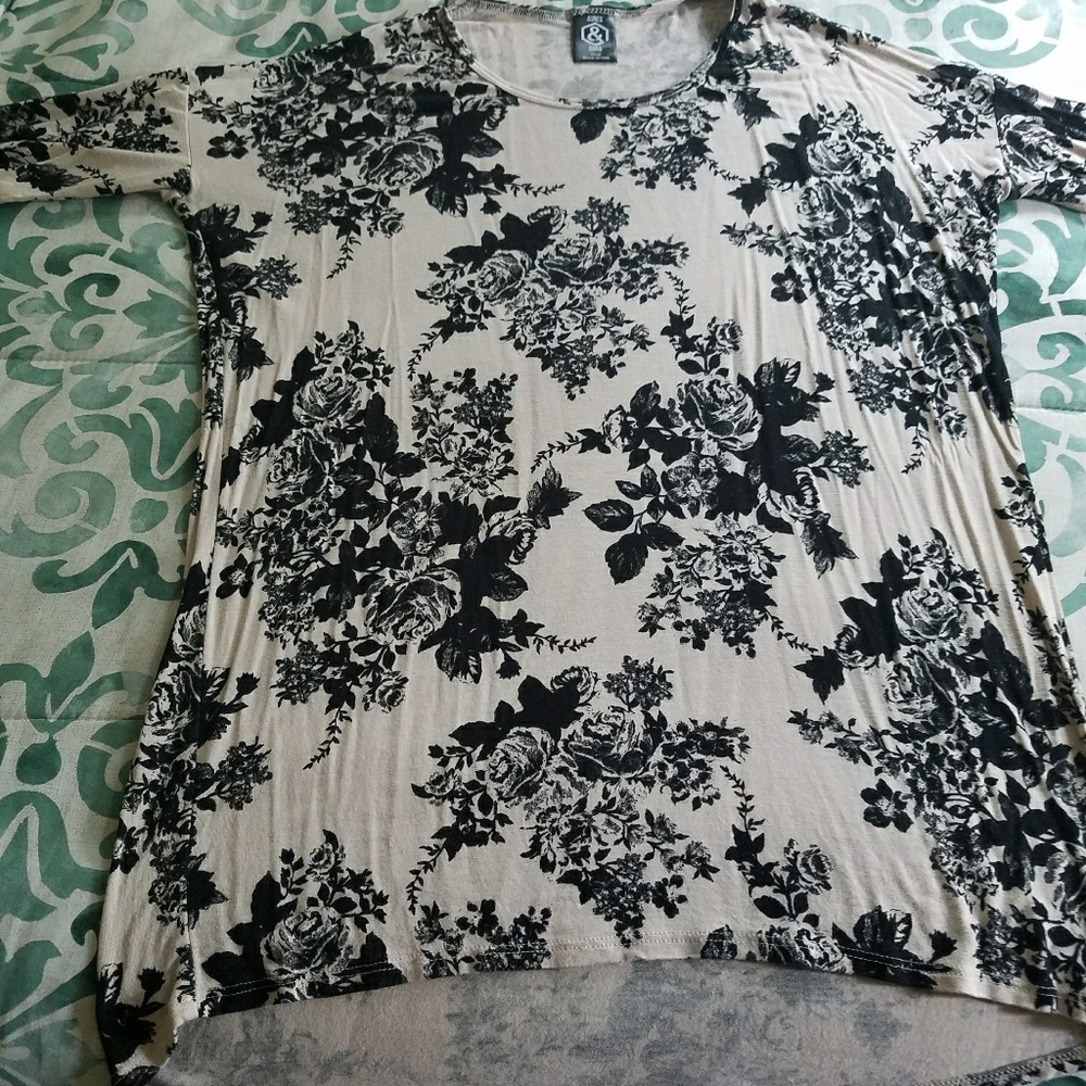 Beautiful Agnes & Dora High Low Tunic.