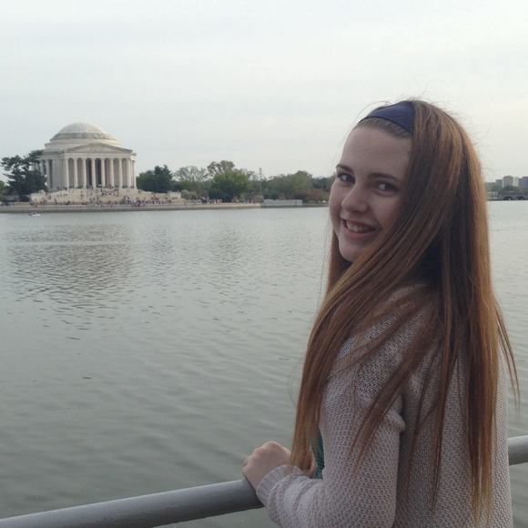 Meet your Posher, Haley - Picture 1 of 1