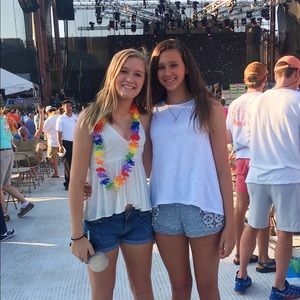 Meet your Posher, Sloan