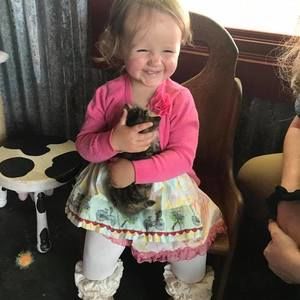 Meet your Posher, Ashley