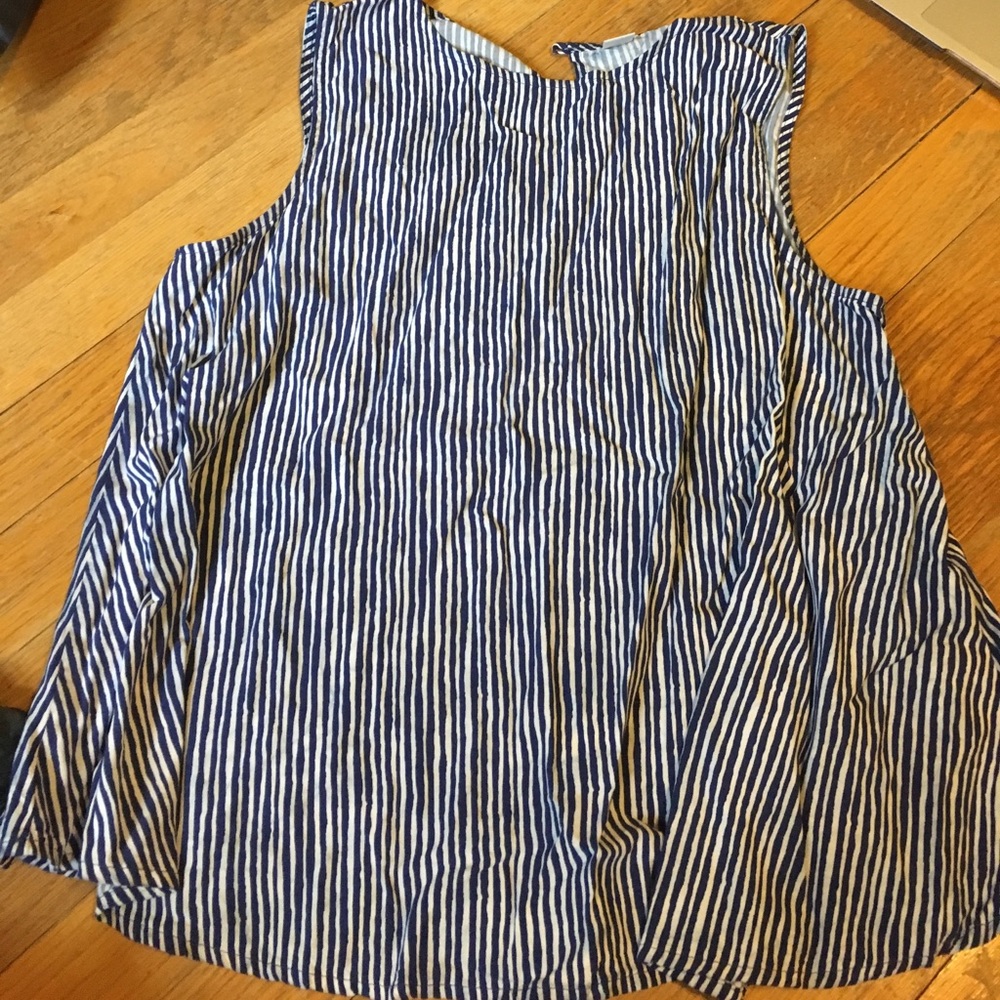 Old navy top
