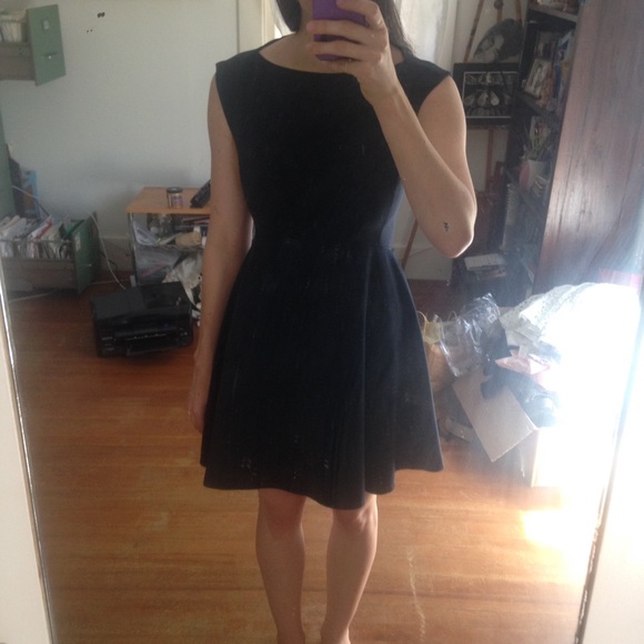 French Connection Feather Ruth Fit-And-Flare Dress - Picture 6 of 8