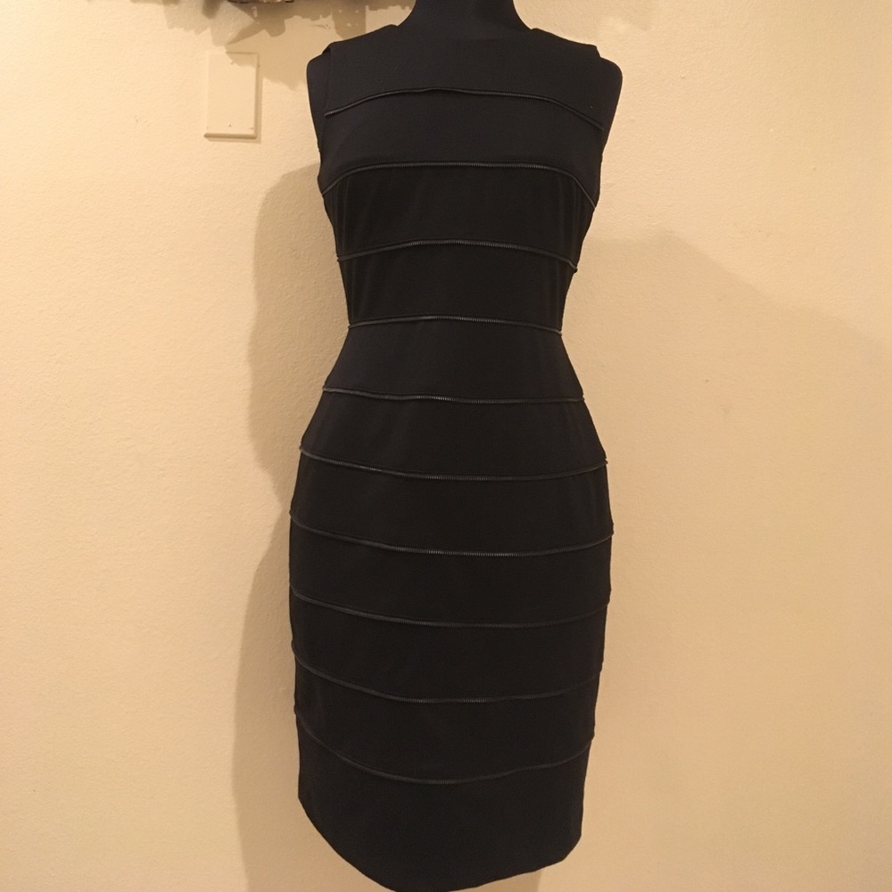 Size 6 Calvin Klein zipper dress
