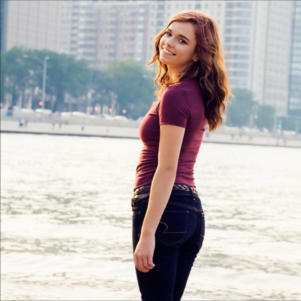 Meet your Posher, Ashley