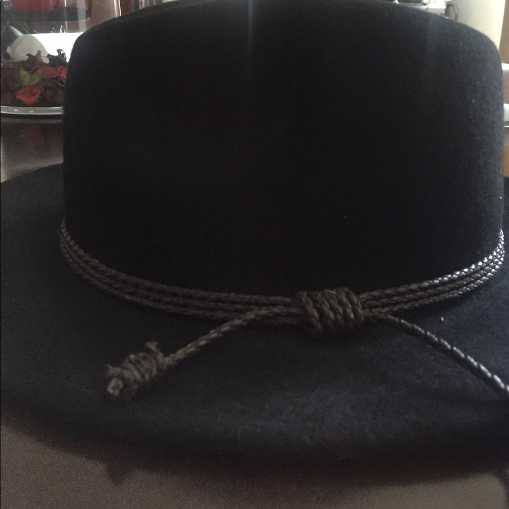olive & pique black hipster hat