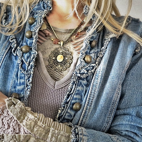 rave Jackets & Blazers - Feminine denim jacket L