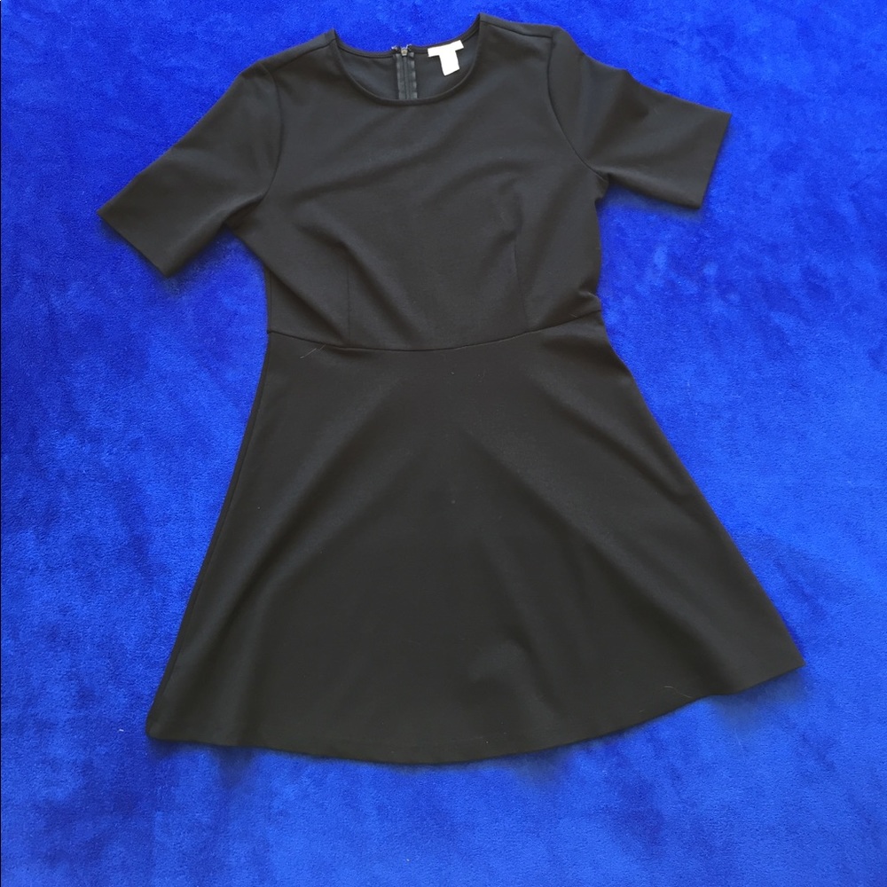 Classic Black Dress • Forever 21