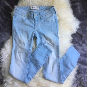 Hollister light wash jeggings
