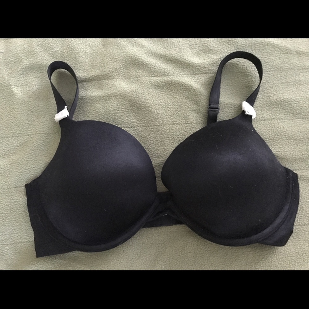 Victoria secret bra. Very sexy plunge style