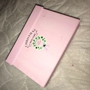 Too faced palette