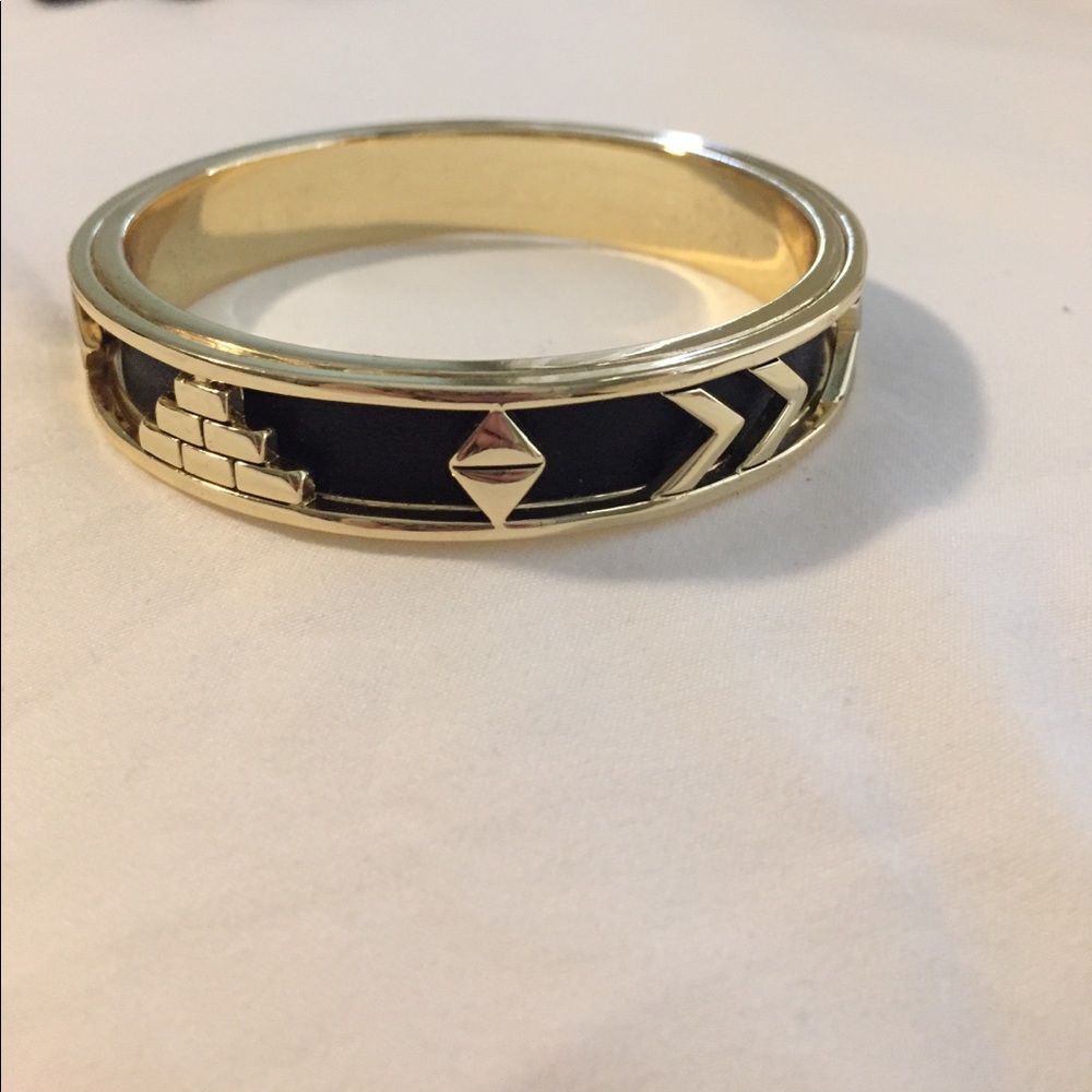 House of Harlow 1960 Aztec Bangle