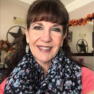 Meet your Posher, Cheryl