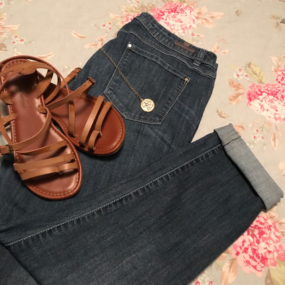 Lauren Conrad Capri