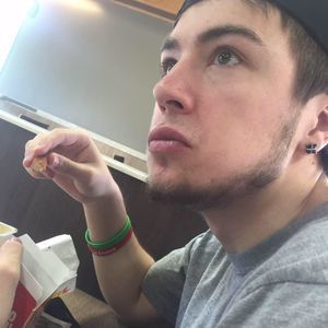 Meet your Posher, Justin