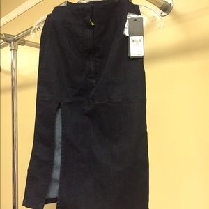 BRAND NEW DENIM SKIRT