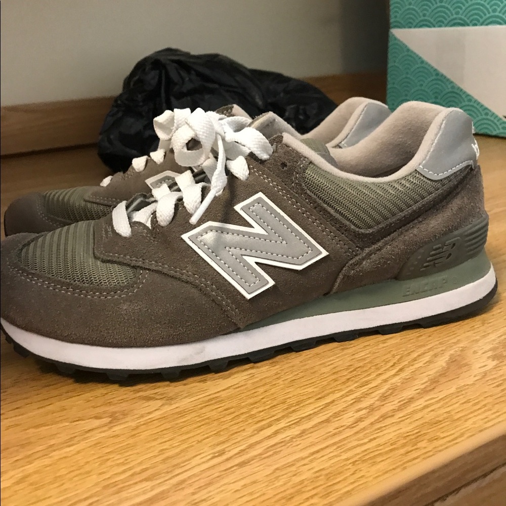 New Balance Sneakers
