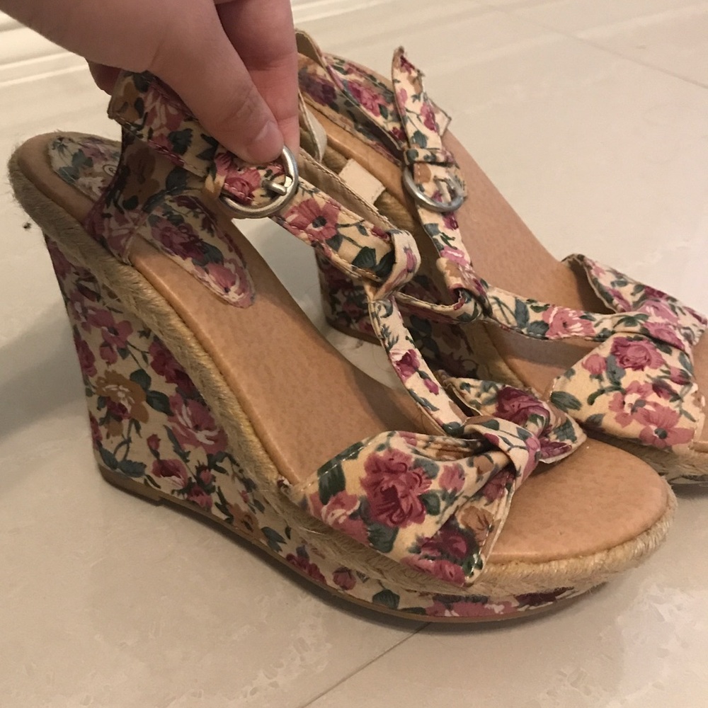 Flower heels