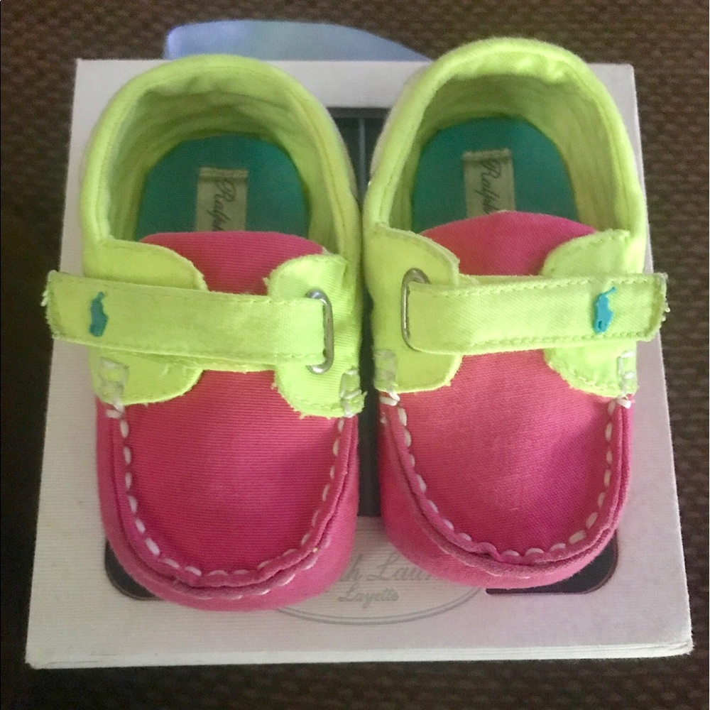 🌺RALPH LAUREN CANVAS SANDERS EZ SIZE 4🌺