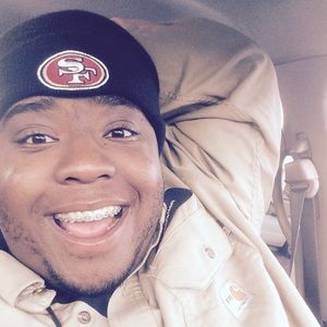 Meet your Posher, Deontre