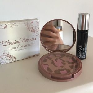 Blushing Bronzer with free Clinique Mascara