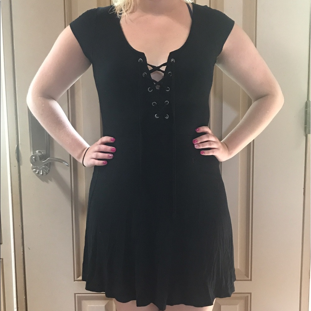LOWEST PRICE CLOSET CLOSING!!